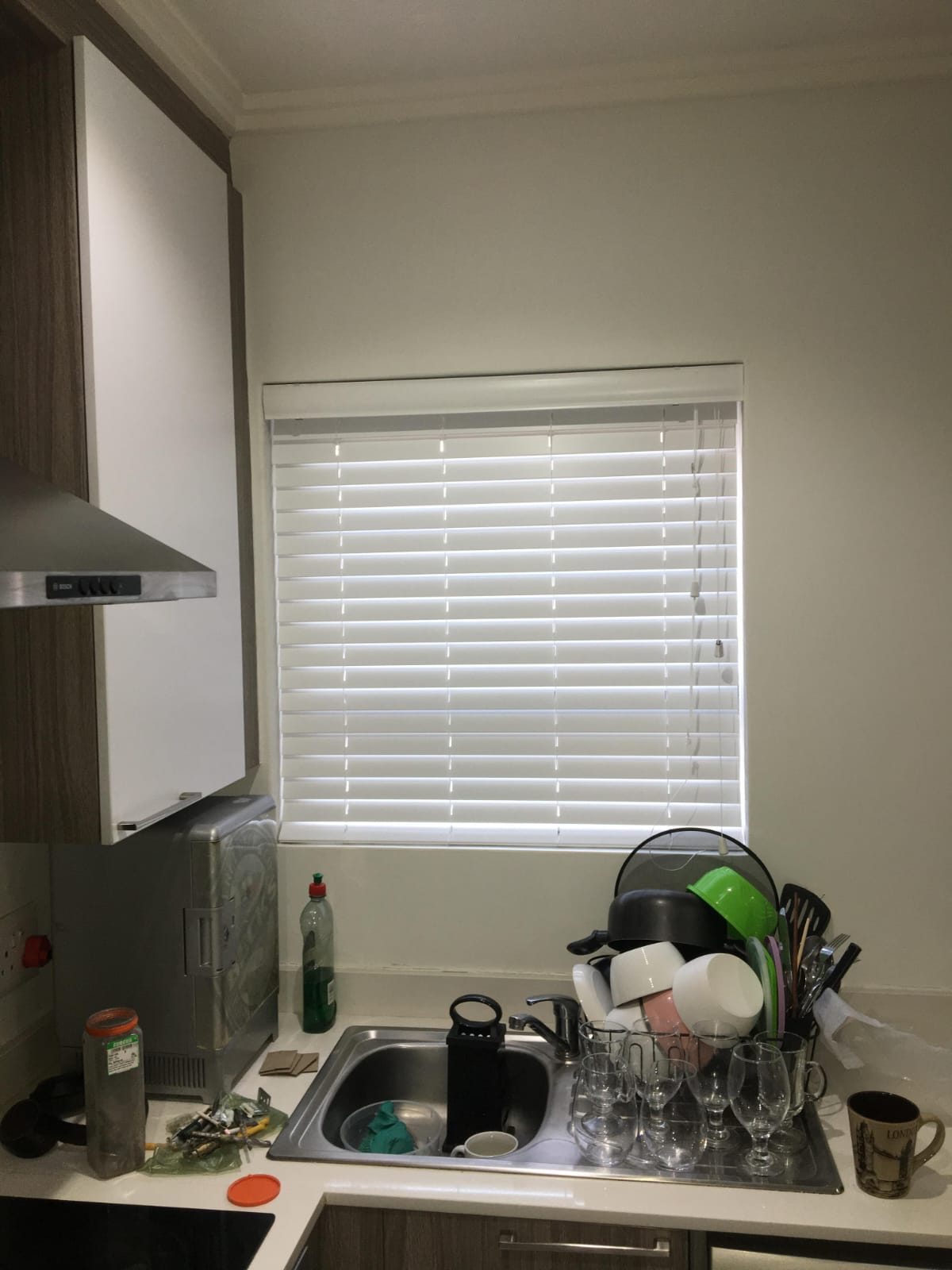 Kitchen extractor and blinds